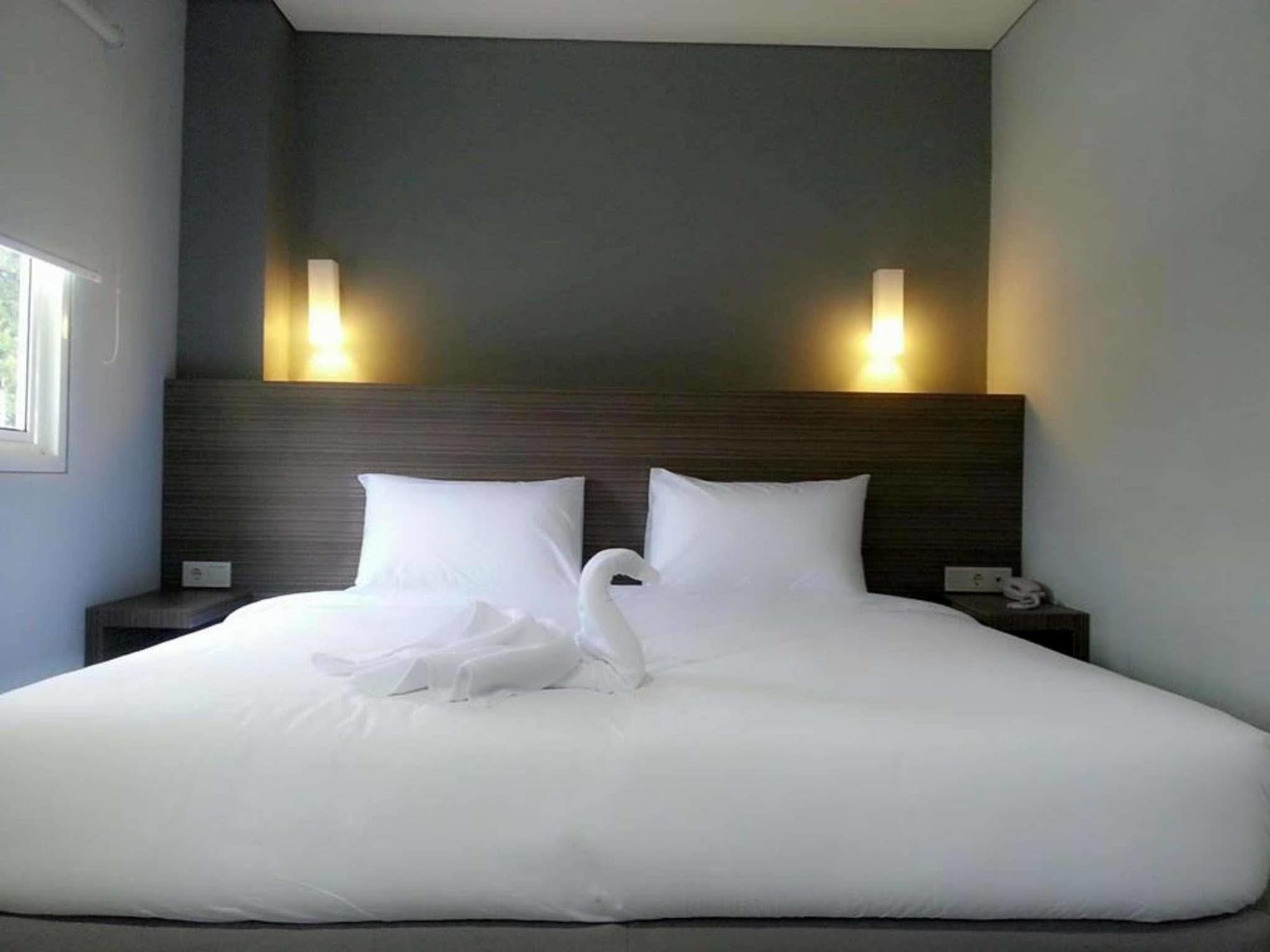 Hotel Izi 2*
