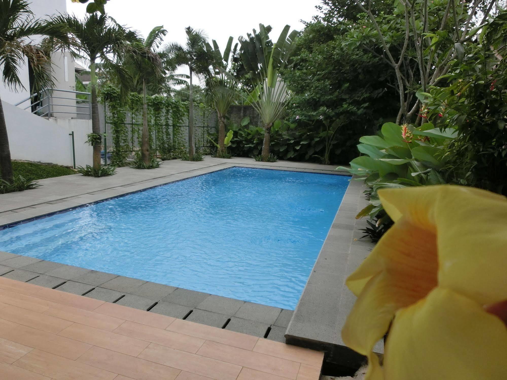 Izi Bogor