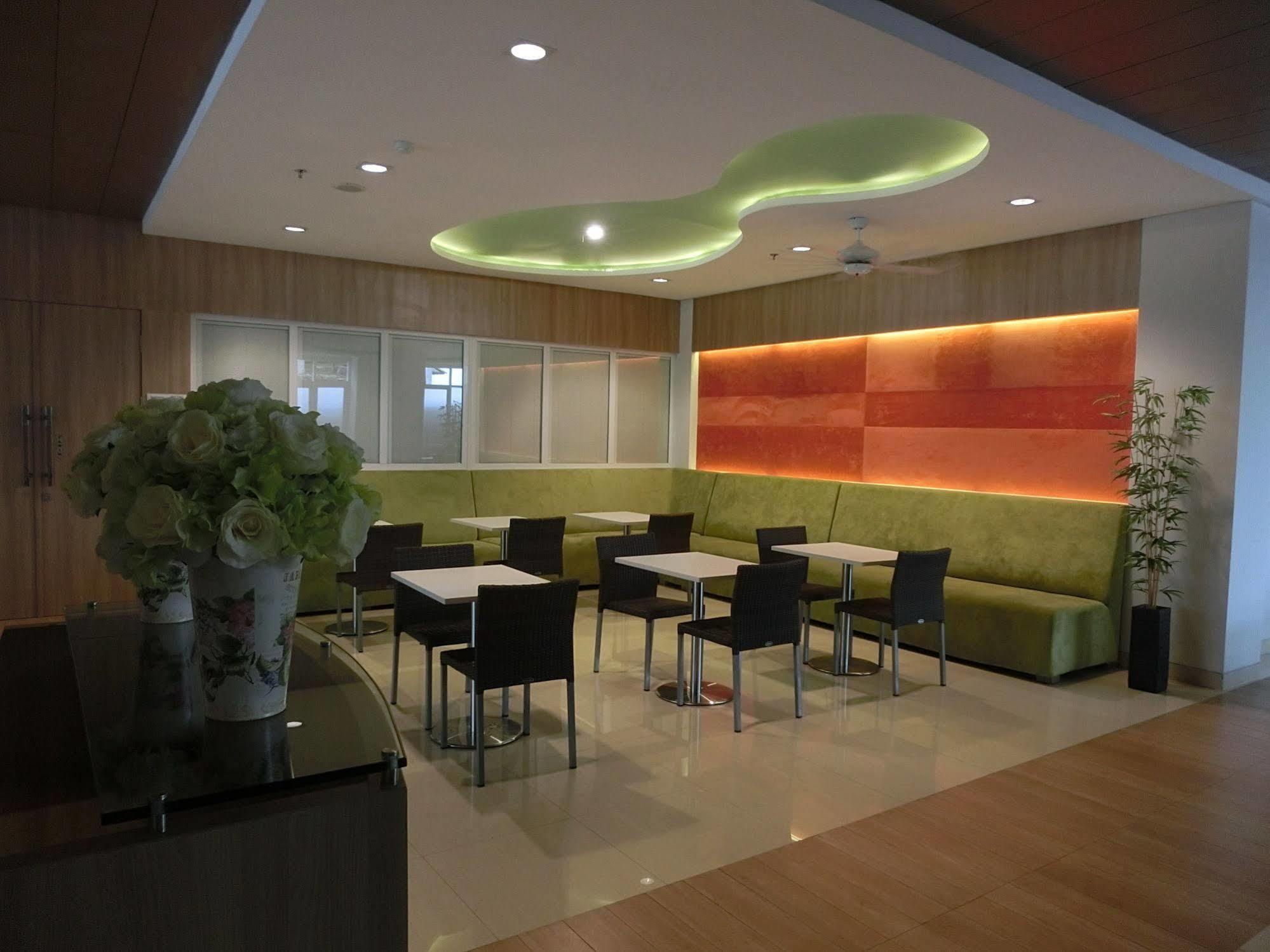 Izi Bogor